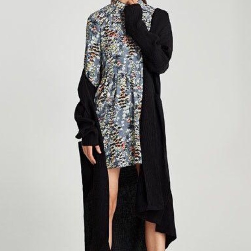 Zara Black and Multicolor Long Sleeve Dress